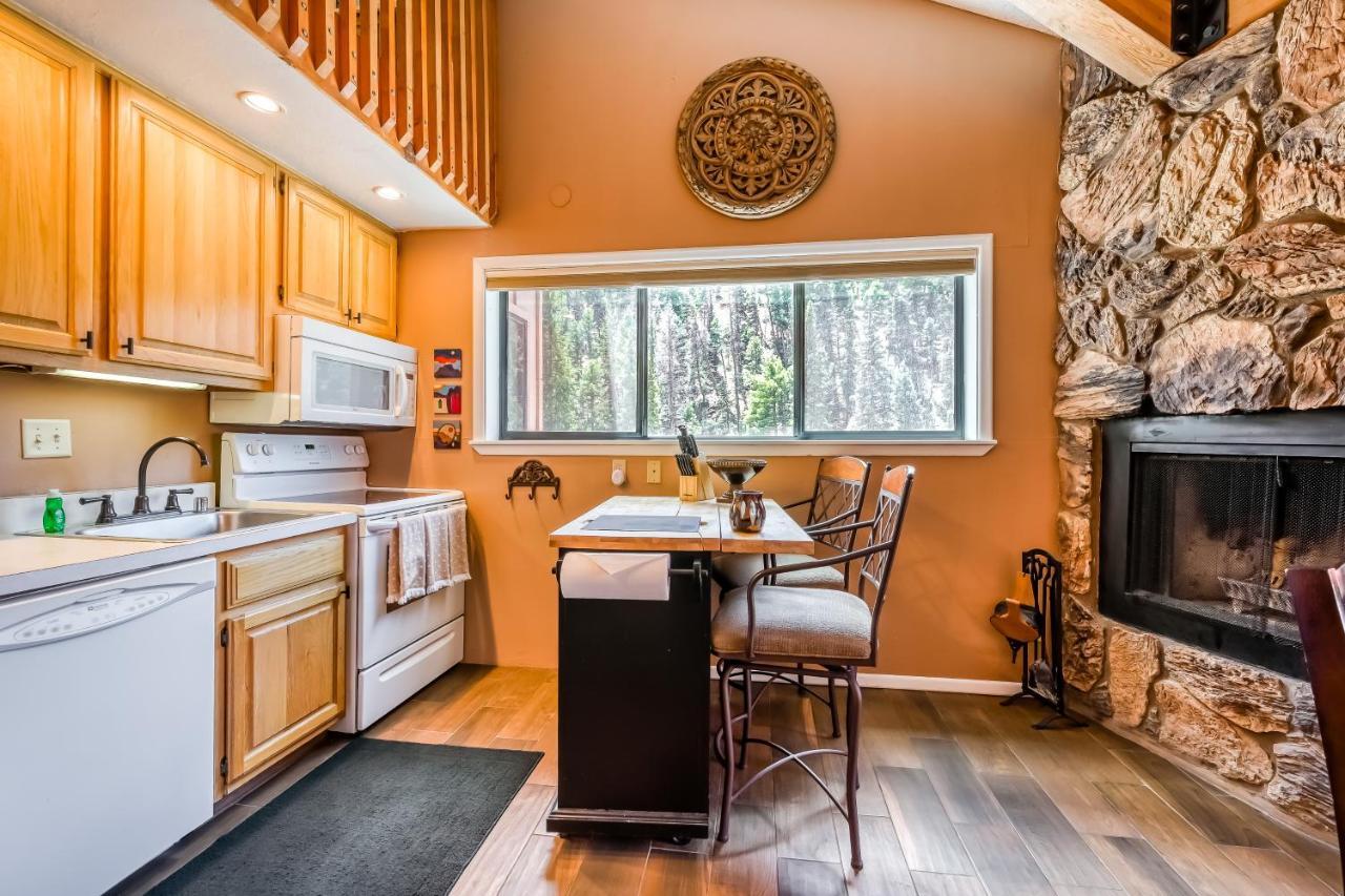 Lovely Lifts West Getaway Red River Exterior foto